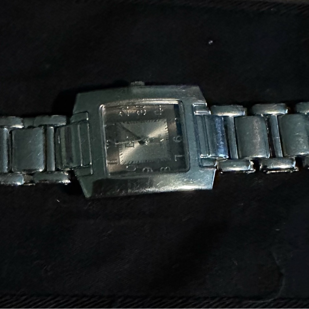 BT Quartz watch